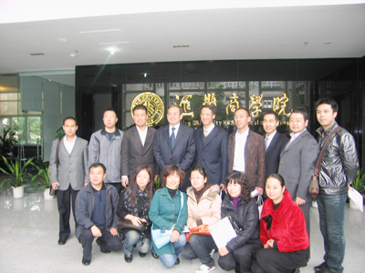 北大教授开人口生育限制_全面放开生育限制(3)