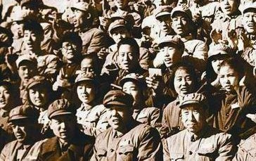 △参加我国原子弹研究工作的科技人员 △参加我国原子弹研究工作的科技人员